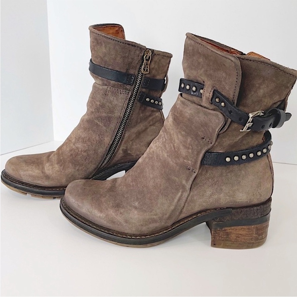 A.S. 98 Studded Rockstar Distressed Leather Boots EU38 W8